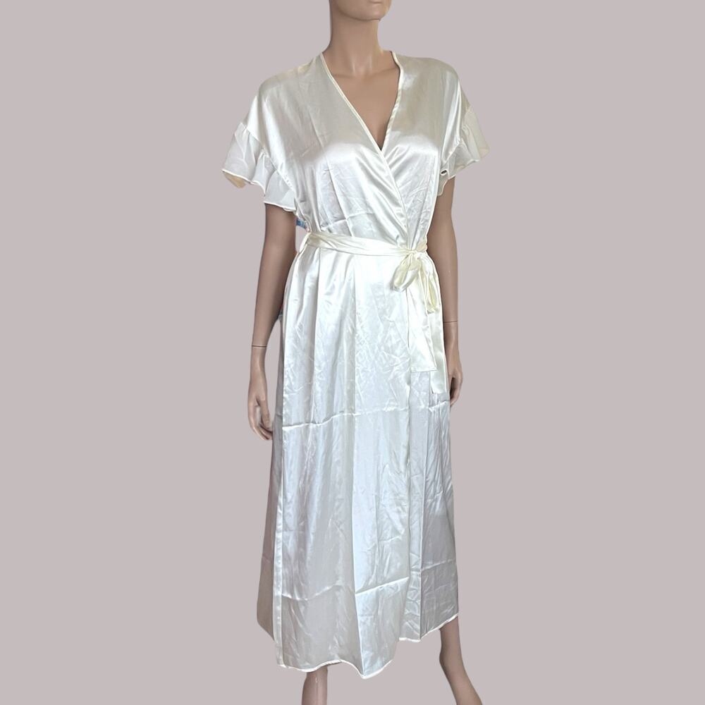 Vintage Flora Nikrooz White Satin Robe Size Small Flutter Sleeve Maxi Lingerie